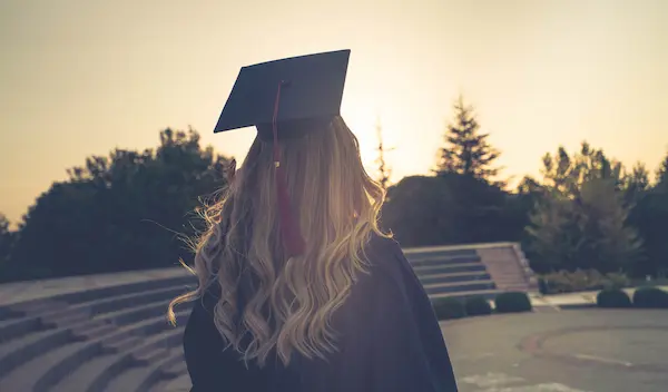 Graduation_img.png